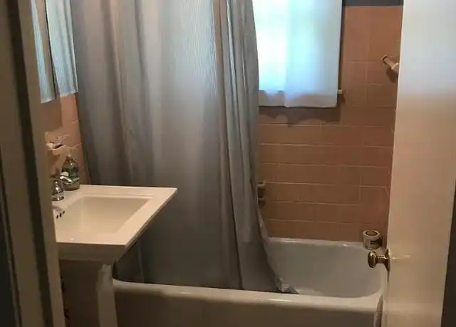 Property at 6 Glenview Rd, Asheville, NC, 28804, 3 beds, 2 baths, [object Object]