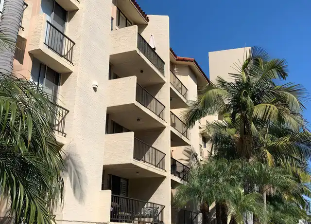 Property at 535 Esplanade #305, Redondo Beach, CA, 90277, 2 beds, 2.5 baths, [object Object]