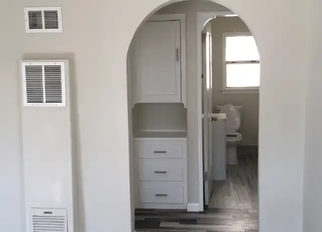 Property at 1142 Harvard St, Santa Monica, CA, 90403, 1 bed, 1 bath, [object Object]