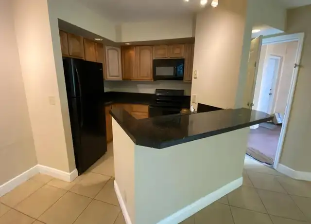 Property at 3460 Pinewalk Dr N, Margate, FL, 33063, 2 beds, 2 baths, [object Object]