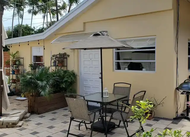 Property at 656 NE 82nd St Unit 2, Miami, FL, 33138, 2 beds, 1 bath, [object Object]