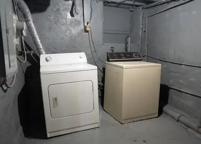Property at 3629 Pulaski Hwy, Baltimore, MD, 21224, 2 beds, 1 bath, [object Object]