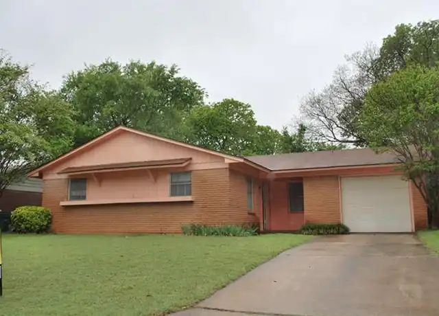 Property at 3809 Titan Trl, Denton, TX, 76209, 3 beds, 1.5 baths, [object Object]