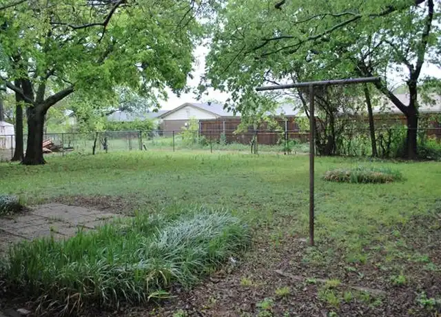 Property at 3809 Titan Trl, Denton, TX, 76209, 3 beds, 1.5 baths, [object Object]
