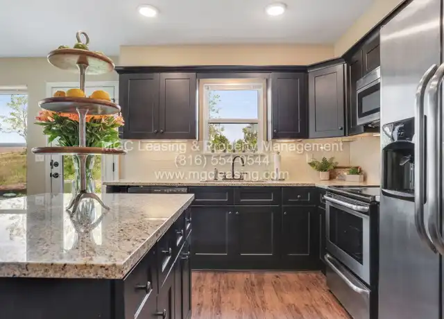 Property at 9 NE 93 St, Kansas City, MO, 64155, 3 beds, 2.5 baths, [object Object]