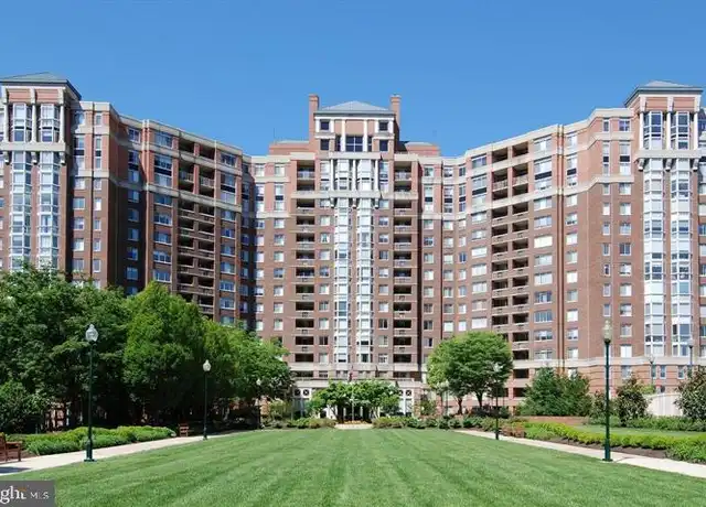 Property at 5809 Nicholson Ln #405, Rockville, MD, 20852, 2 beds, 2.5 baths, [object Object]