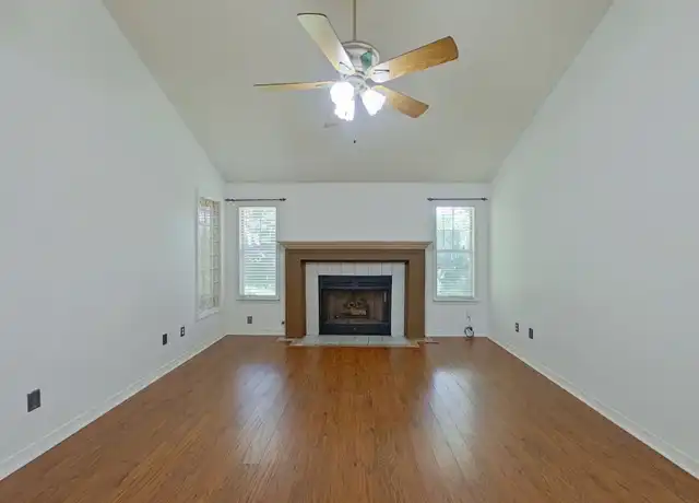 Property at 412 Springate Ct, Mary Esther, FL, 32569, 3 beds, 2 baths, [object Object]