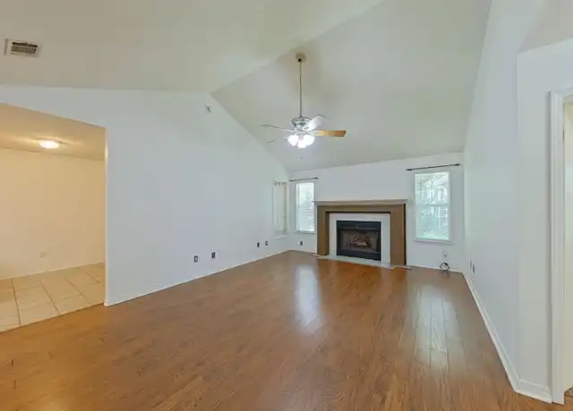 Property at 412 Springate Ct, Mary Esther, FL, 32569, 3 beds, 2 baths, [object Object]