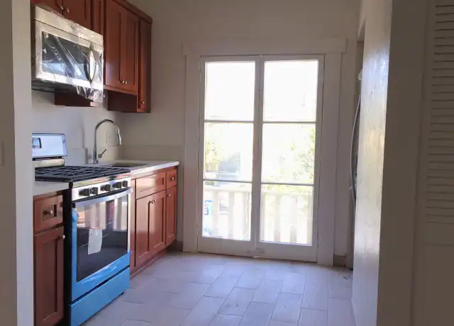 Property at 1026 W 24th St Unit 1026, Los Angeles, CA, 90007, 3 beds, 2 baths, [object Object]