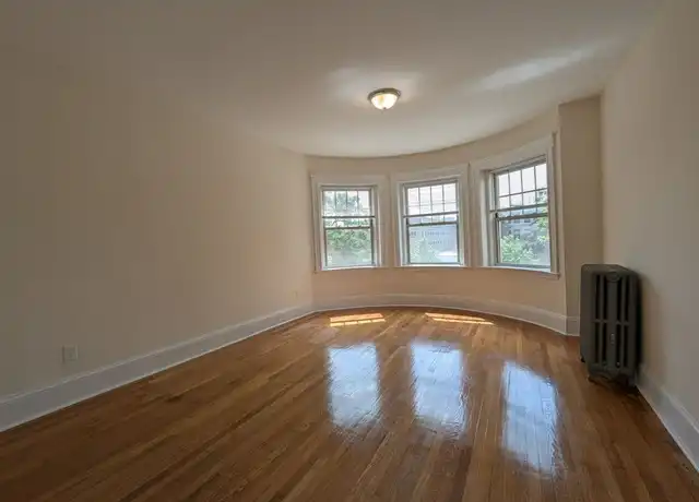 Property at 1315 Commonwealth Ave Unit 302, Allston, MA, 02134, 1 bed, 1 bath, [object Object]