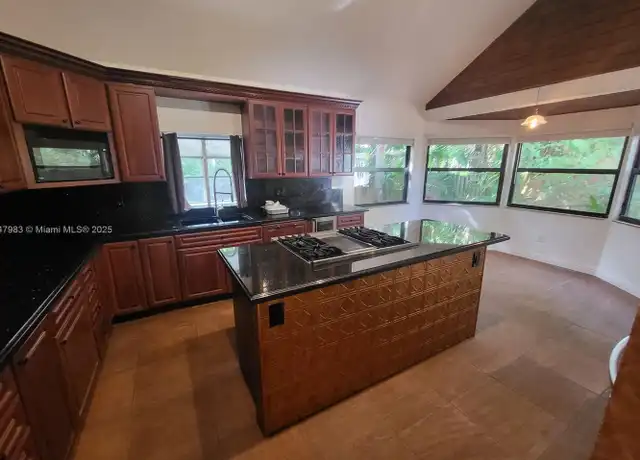Property at 38 SW 6th St, Dania, FL, 33004, 4 beds, 2 baths, [object Object]