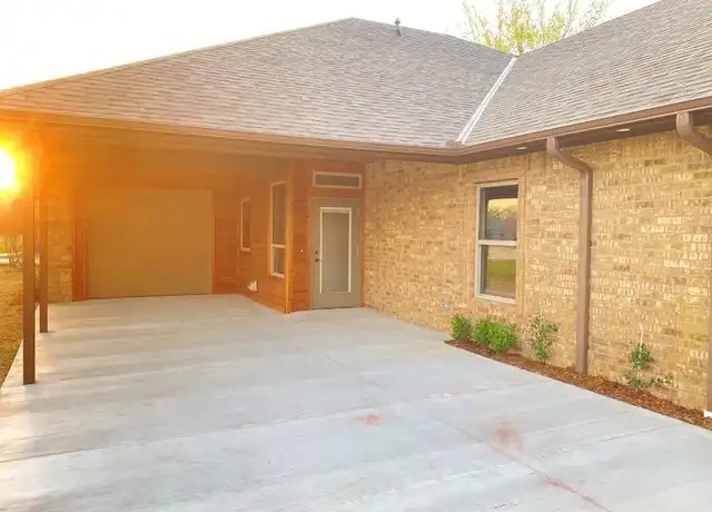 Property at 13001 Providence Creek Dr, Oklahoma City, OK, 73142, 2 beds, 2.5 baths, [object Object]