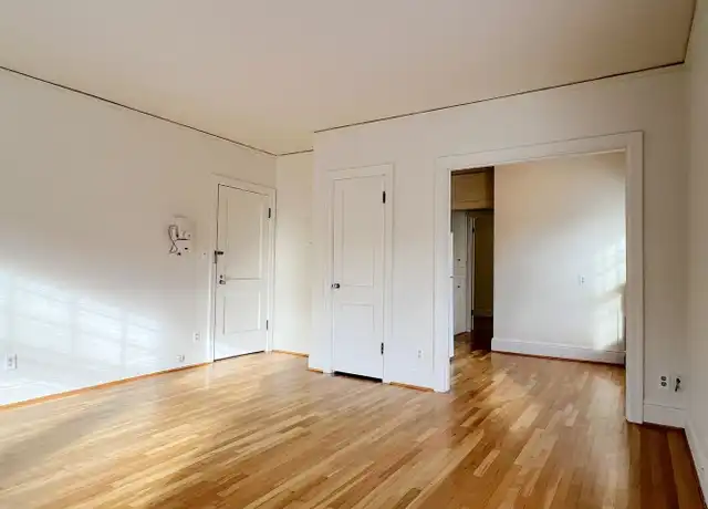 Property at 2445 NW Northrup St Unit 106, Portland, OR, 97210, 1 bed, 1 bath, [object Object]