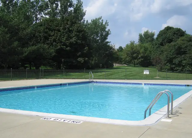 Photo of 22225 Green Hill Rd, Farmington Hills, MI 48335