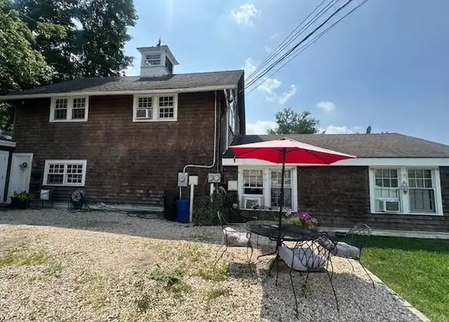 Property at 79 Green St Unit B, Huntington, NY, 11743, 2 beds, 1 bath, [object Object]