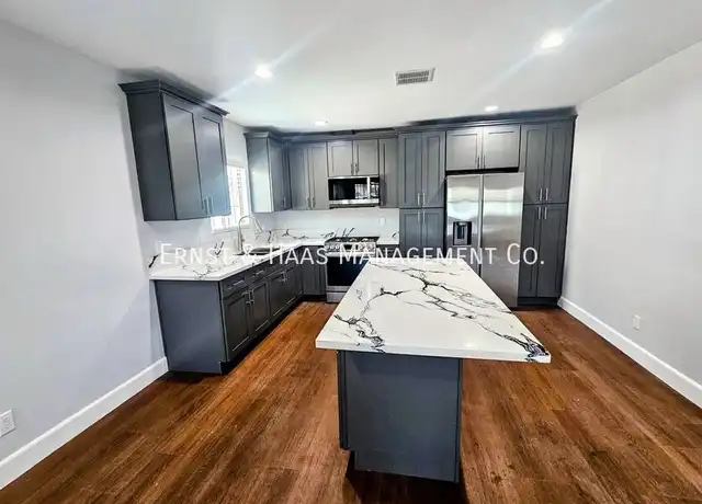 Property at 1551 W 103rd St Unit 1551, Los Angeles, CA, 90047, 2 beds, 1 bath, [object Object]