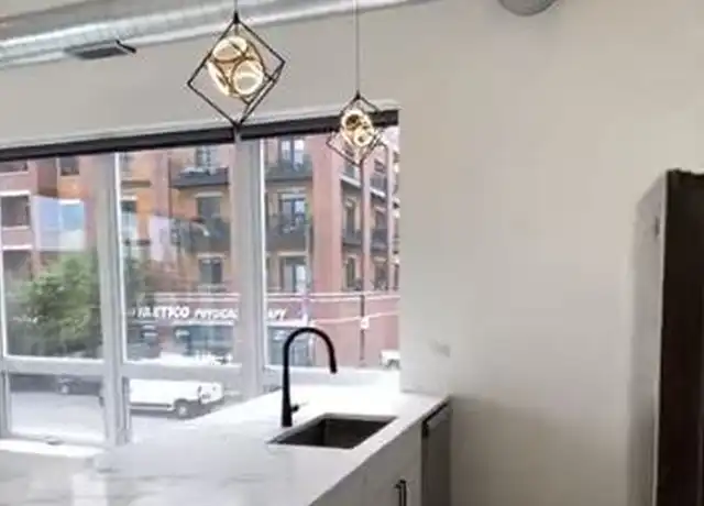 Property at 4731 N Western Ave, Chicago, IL, 60625, 2 beds, 2 baths, [object Object]