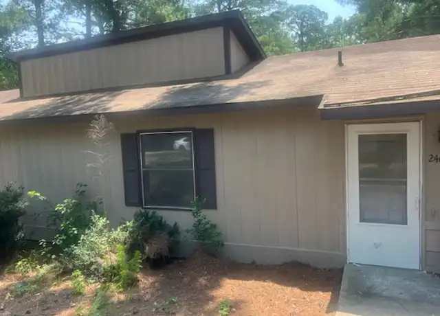 Property at 2461 Strickland Bridge Rd, Fayetteville, NC, 28306, 2 beds, 1 bath, [object Object]