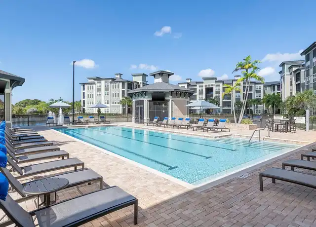 Property at Charleston on 66th - 12700 66th St, Largo, FL, 33773, 1-3 bed, 1-2 bath, [object Object]
