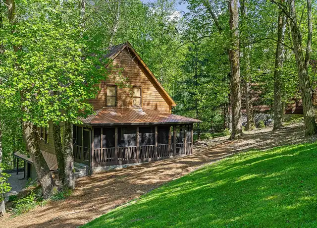 Property at 120 Bay Dr, Lancaster, TN, 38569, 3 beds, 2.5 baths, [object Object]