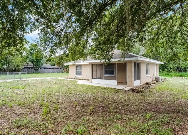 Property at 1708 Center St, Leesburg, FL, 34748, 2 beds, 1 bath, [object Object]