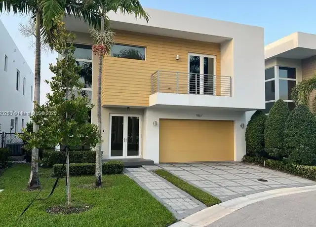 Property at 9867 NW 75th Ter, Doral, FL, 33178, 5 beds, 5 baths, [object Object]