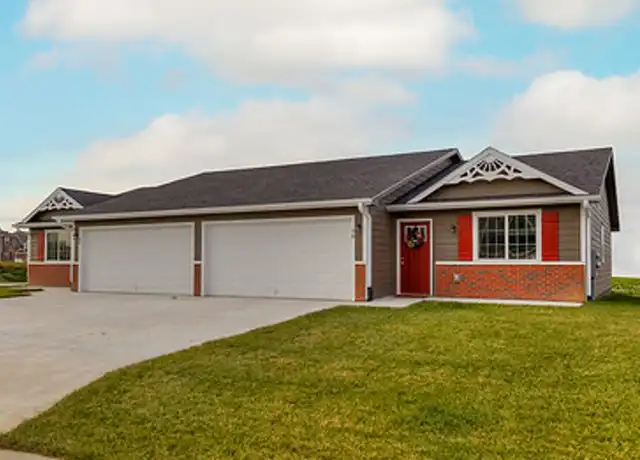 Property at 1191 W 16th St #9, Pella, IA, 50219, 3 beds, 1 bath, [object Object]