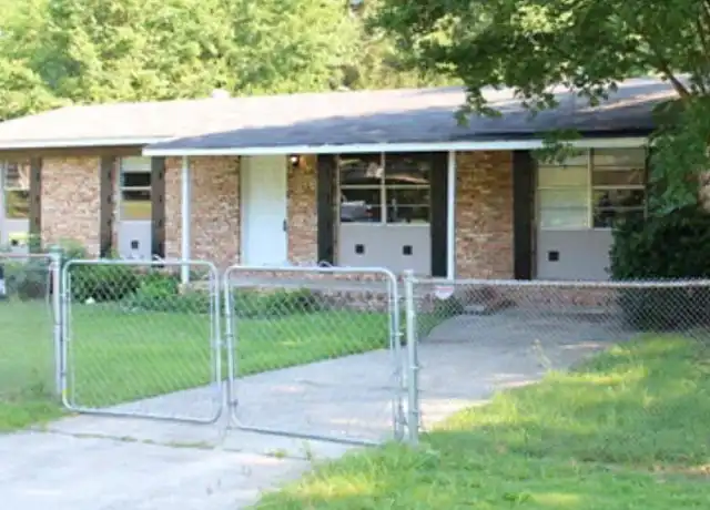 Property at 1831 Emerson Ave, Columbus, GA, 31907, 3 beds, 1 bath, [object Object]
