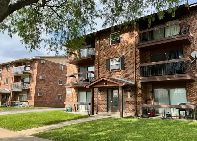 Property at 4552 Heartland Dr Unit 3W, Richton Park, IL, 60471, 2 beds, 1 bath, [object Object]