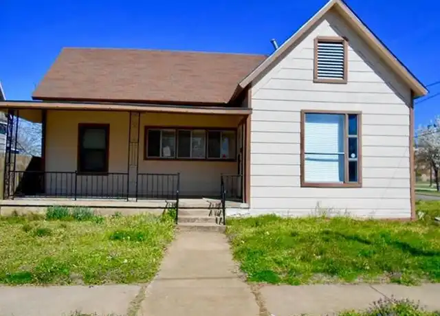 Property at 1025 E Chaffin St, Sherman, TX, 75090, 3 beds, 2 baths, [object Object]