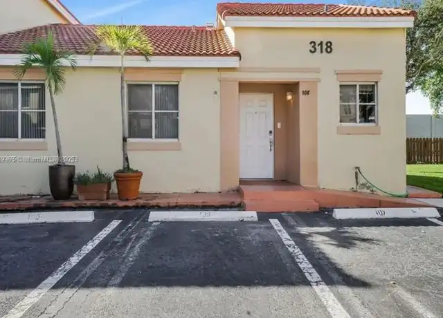 Property at 318 NW 114th Ave, Miami, FL, 33172, 3 beds, 2 baths, [object Object]