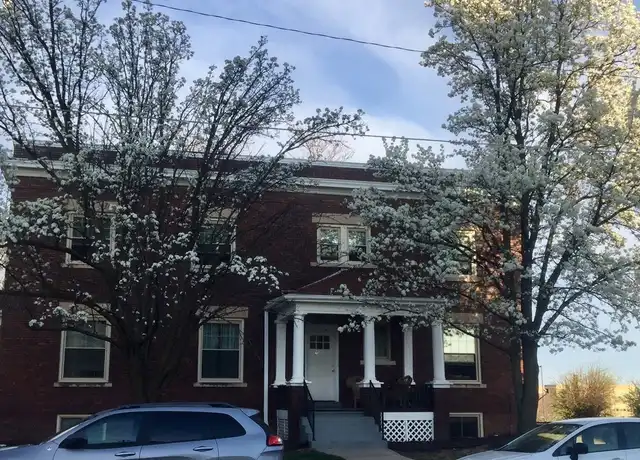 Property at 2917 Jackson St Unit 8, Omaha, NE, 68105, 1 bed, 1 bath, [object Object]