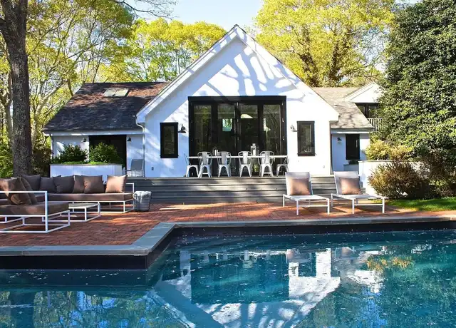 Property at 33 Horseshoe Dr, East Hampton, NY, 11937, 6 beds, 6 baths, [object Object]