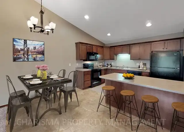 Property at 6606 E 45th St, Sioux Falls, SD, 57110, 3-4 beds, 2-2.5 baths, [object Object]