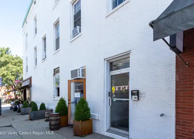 Property at 720 Warren St Unit 8, Hudson, NY, 12534, 2 beds, 1 bath, [object Object]