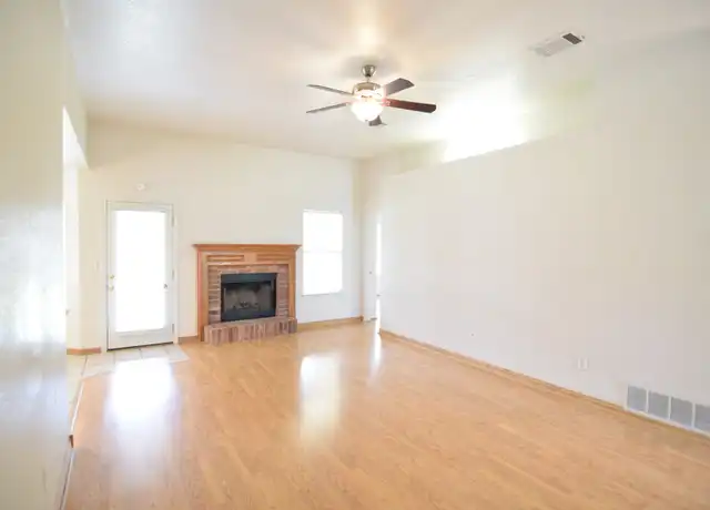 Property at 4206 Ledgestone Dr, Killeen, TX, 76549, 3 beds, 2 baths, [object Object]