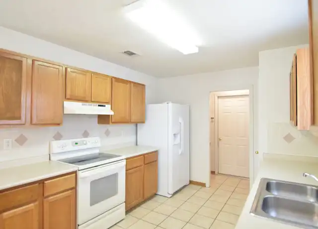 Property at 4206 Ledgestone Dr, Killeen, TX, 76549, 3 beds, 2 baths, [object Object]