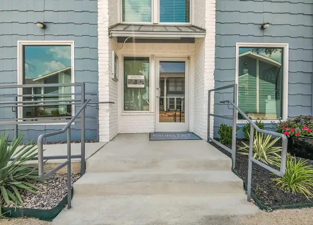 Photo of 1609 Sherry St, Arlington, TX 76010