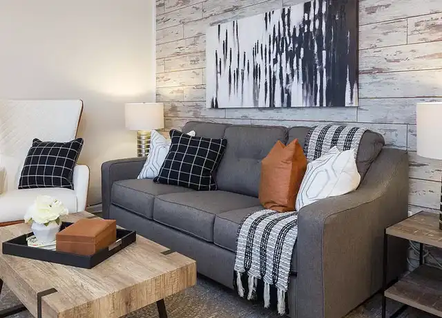 Property at 251 Meeting St #6, Charleston, SC, 29401, 1 bed, 1 bath, [object Object]
