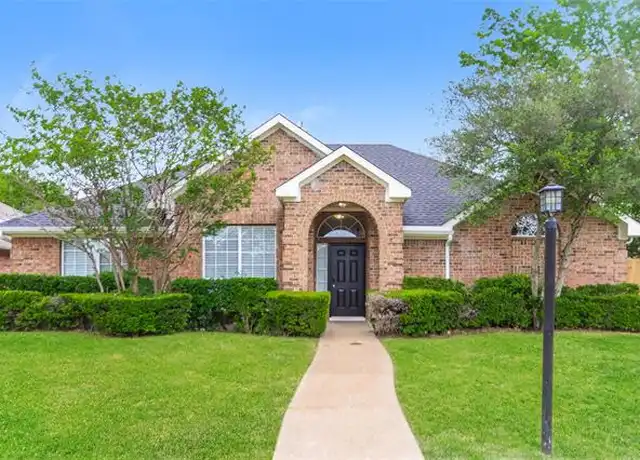 Property at 2330 Stillwater Dr, Mesquite, TX, 75181, 3 beds, 2 baths, [object Object]