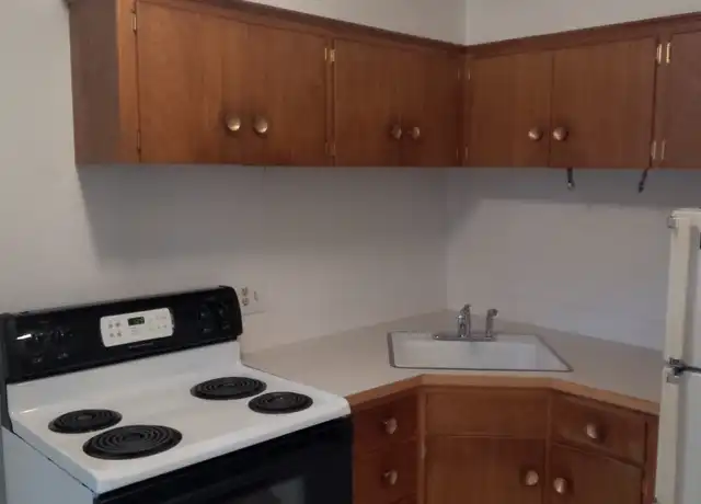 Property at 2126 W Pacific Ave Unit 105, Spokane, WA, 99201, 1 bed, 1 bath, [object Object]