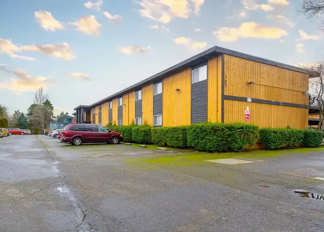 Photo of 25 Thunderbird Pkwy SW, Lakewood, WA 98498