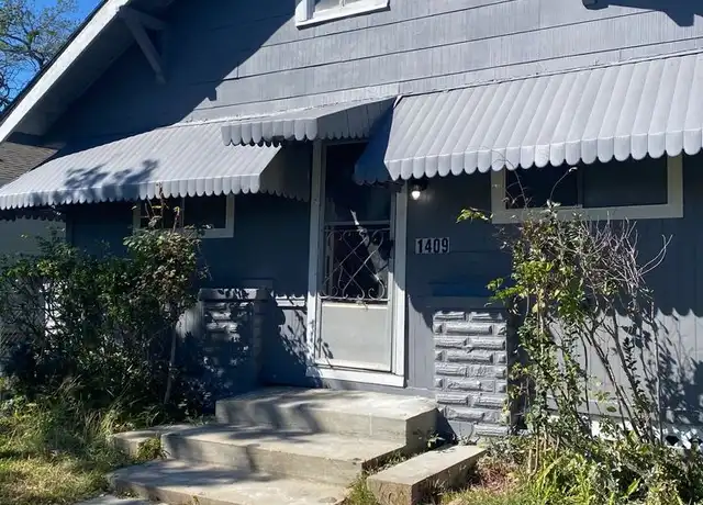 Property at 1409 9th St, Port Arthur, TX, 77640, 3 beds, 2 baths, [object Object]