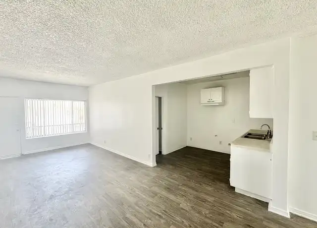 Property at 8900 Baring Cross St Unit 10, Los Angeles, CA, 90044, 3 beds, 1 bath, [object Object]
