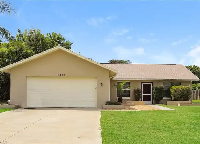 Property at 1303 Pine Needle Rd, Venice, FL, 34285, 3 beds, 2 baths, [object Object]