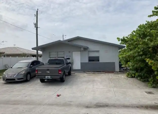 Property at 2708 NW 15th St, Fort Lauderdale, FL, 33311, 2 beds, 1 bath, [object Object]