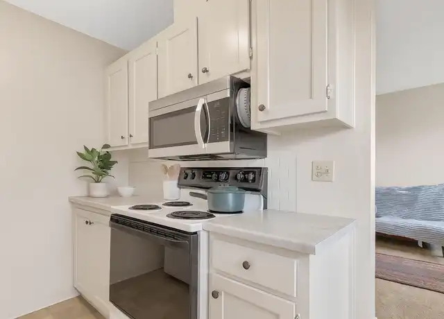 Property at 805 11th St #4, Davis, CA, 95616, 1 bed, 1 bath, [object Object]