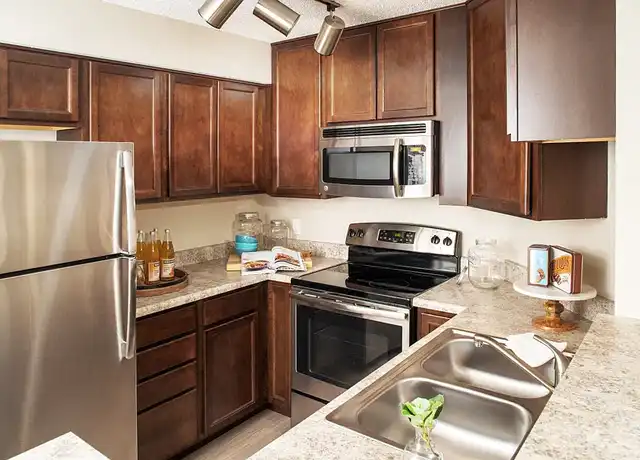 Property at Park Avenue by Broadmoor - 4400 Park Ave, Des Moines, IA, 50321, 1 bed, 1 bath, [object Object]