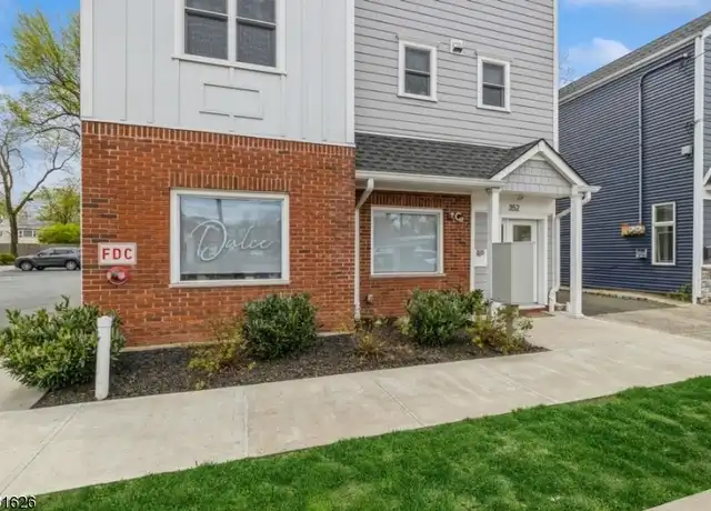 Property at 352 South Ave E Unit 2, Westfield, NJ, 07090, 2 beds, 1 bath, [object Object]
