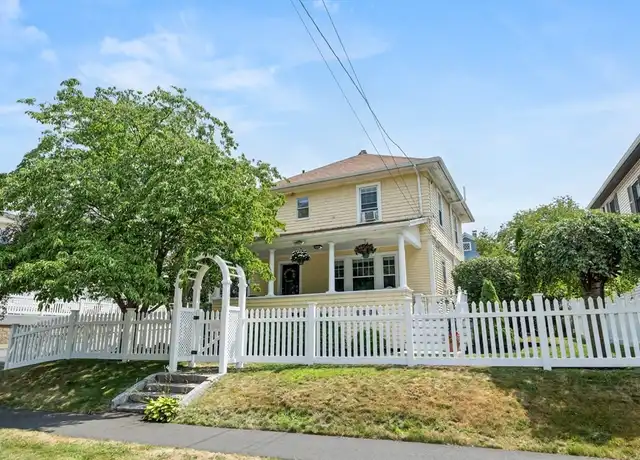 Property at 196 Waverley Rd, North Andover, MA, 01845, 3 beds, 1.5 baths, [object Object]